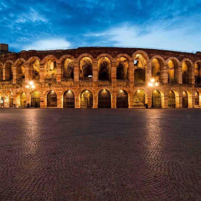 San Bernardino Monolocale Con Balcone Lejlighed Verona Eksteriør billede